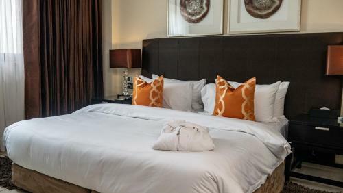 Oak Plaza Hotels East Airport