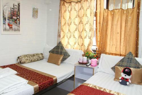 Hostal Strawberry Guest House