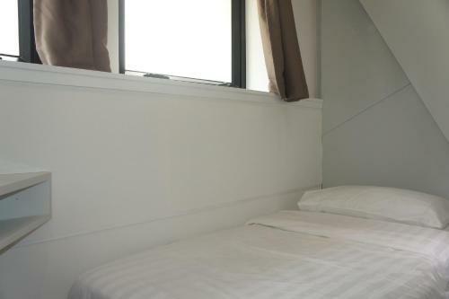 Homy Hotel Central
