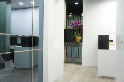 Homy Hotel Central
