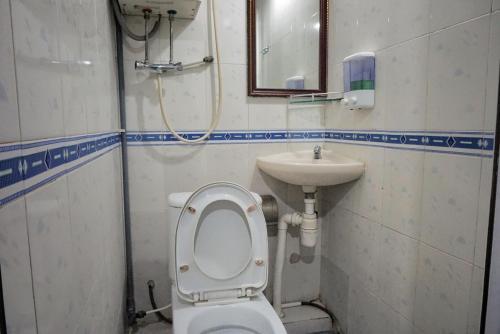 Hostal City Guest House