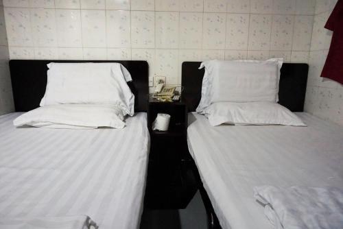 Hostal City Guest House