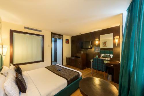 Oyo 316 Hotel Brigade Royale