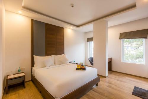 Oyo 316 Hotel Brigade Royale