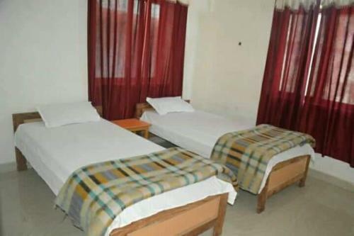 Posada Middle Way Home Stay