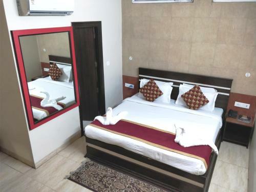 Hotel Jinendra Palace