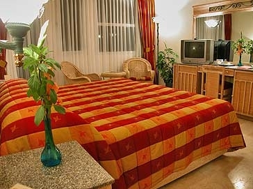 Hotel Maritim Jolie Ville