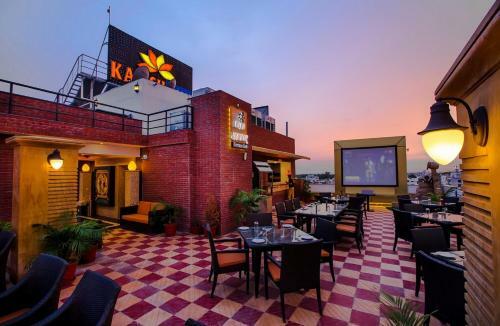 Hotel Kapish Smart-all Pure Veg