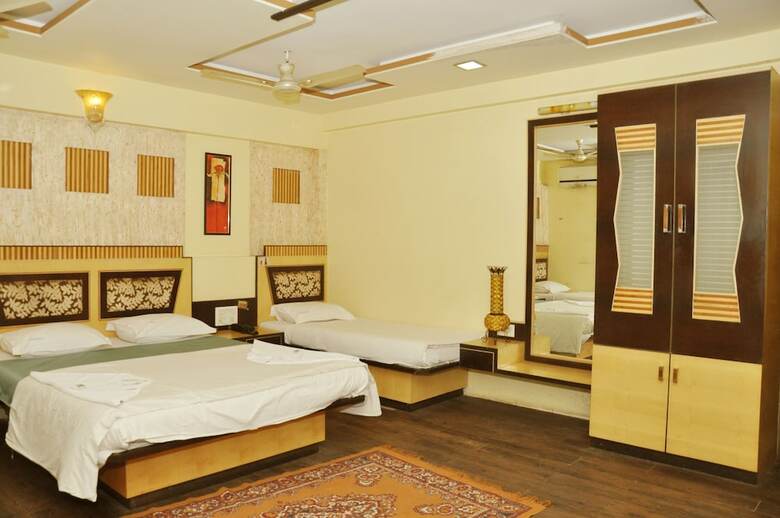 Hotel Sai Suraj Palace