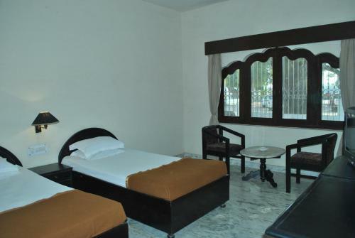 Hostal Hotel Marble Palace
