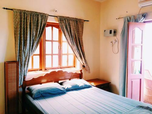 Hostal Safias Guest House