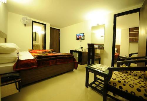 Hotel Hkj Residency