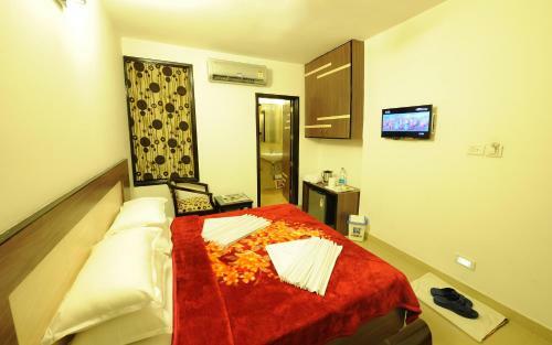Hotel Hkj Residency