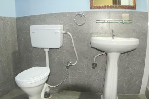 Hostal Lotus Paying Guesthouse