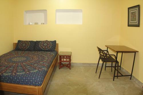 Hostal Lotus Paying Guesthouse
