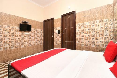 Hotel Kapoor-golden Temple