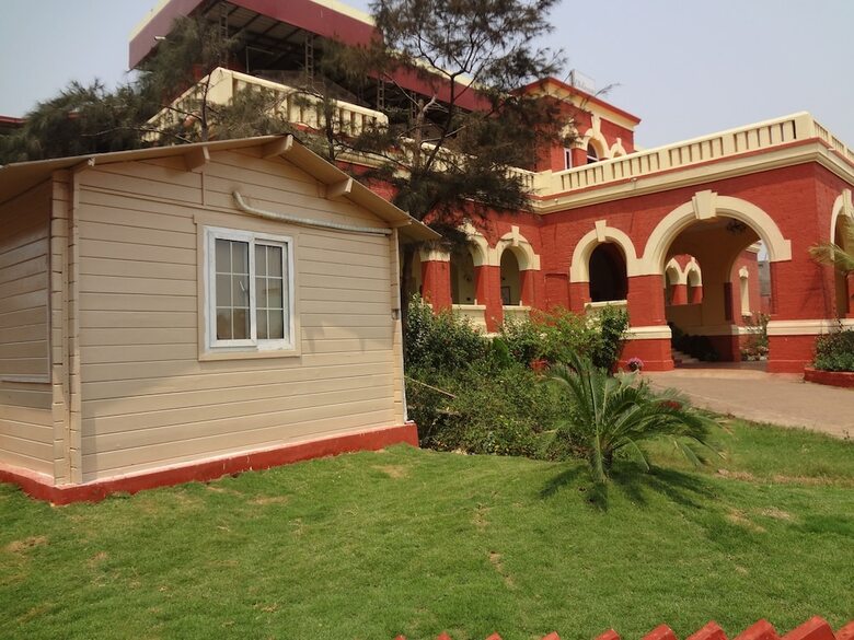 Hotel Mahodadhi Palace