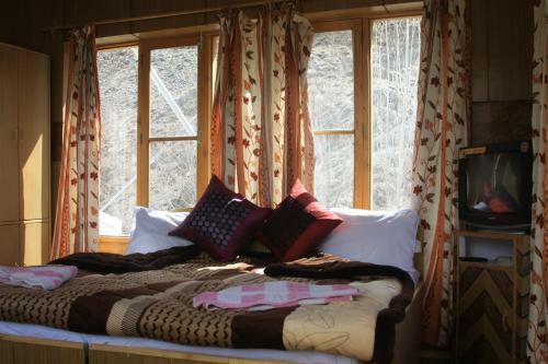Hostal New Moon Guest House