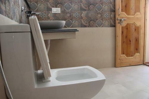 Hostal New Moon Guest House