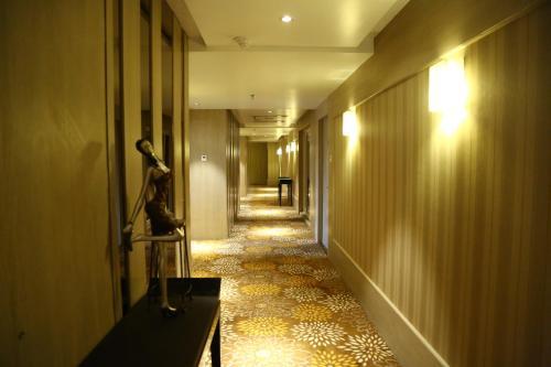 Hotel The Fern Residency