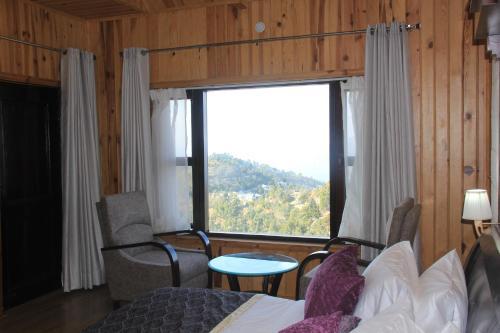 Hotel Ojaswi Himalayan Resort
