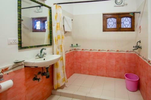 Hotel Bhakti Dhama