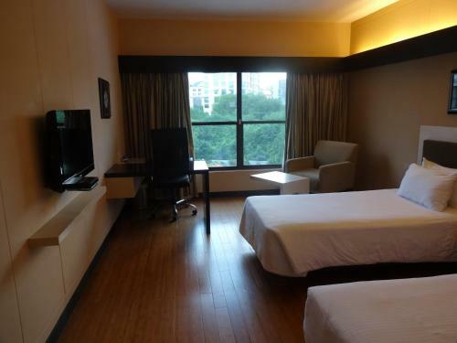 Hotel Green Park Hyderabad