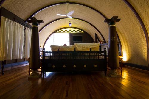 Punnamada Houseboat