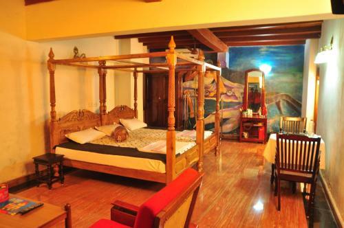 Bed & Breakfast Toms Old Mansion