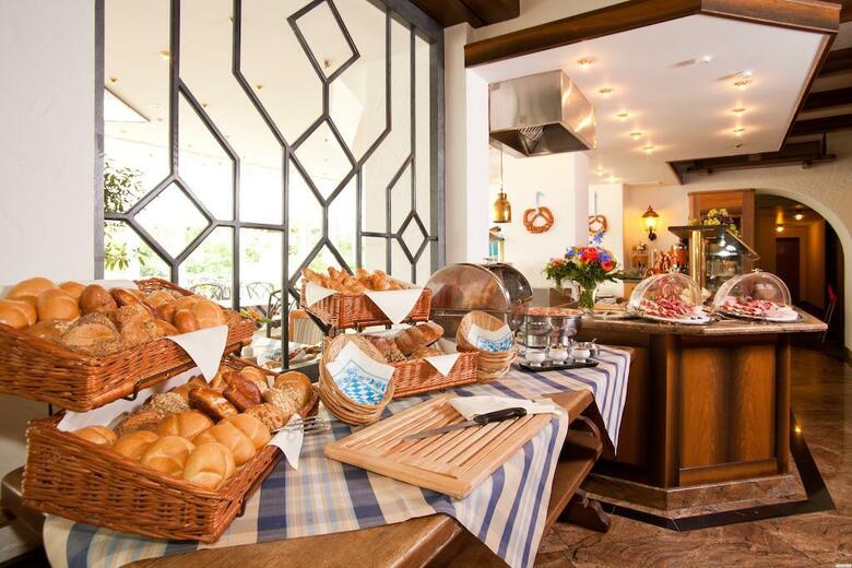 Treff Hotel Alpina