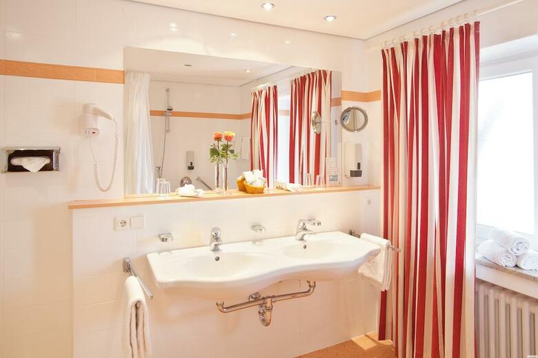 Treff Hotel Alpina