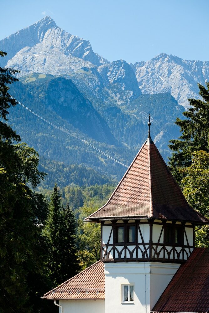 Treff Hotel Alpina