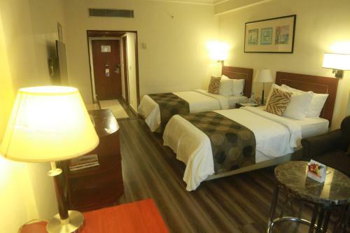 Fortune Murali Park Hotel
