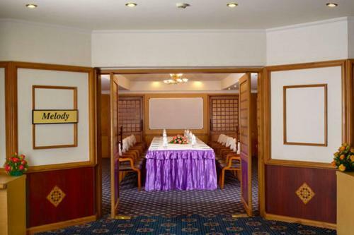 Mascot Hotel Ktdc
