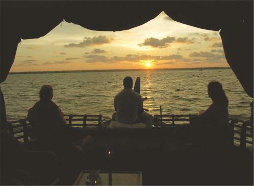 Soma House Boat