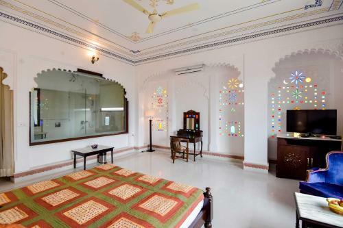 Hotel Raj Kuber