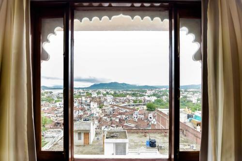 Hotel Raj Kuber