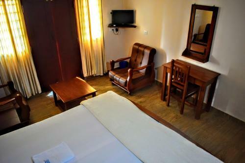 Hotel Club 7 Beach Resort