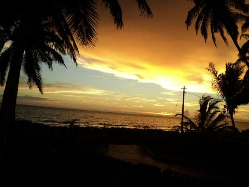 Hotel Club 7 Beach Resort