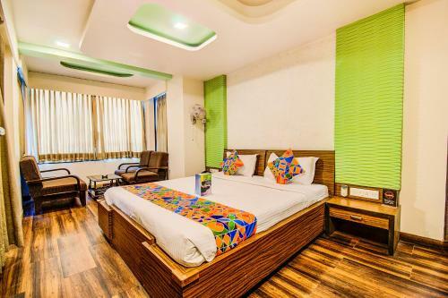 Hotel La 365 Residency
