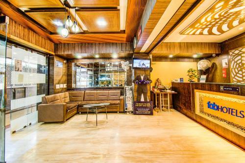 Hotel La 365 Residency