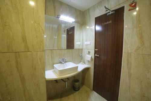 Hotel Grand Pragati
