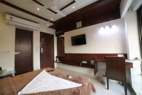 Hotel Grand Pragati