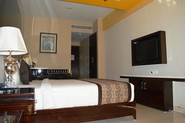 Hotel Calangute Central