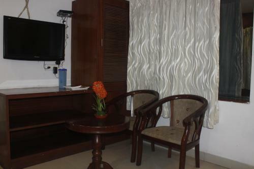 Hotel Chandra's