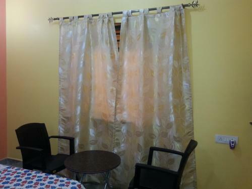 Hostal Sabinas Nest