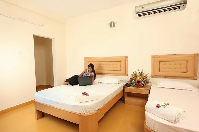 Hotel Rajavalsam Guruvayur