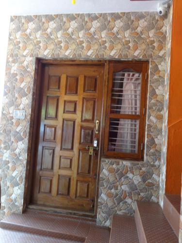 Four Seasons Home Stay (1bdh)