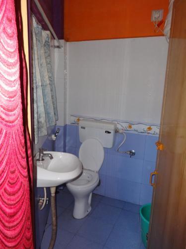 Four Seasons Home Stay (1bdh)