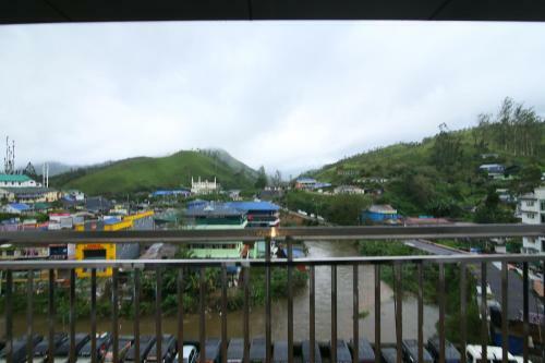 Hotel Jays Inn